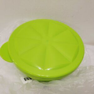 Tupperware Citrus Keeper Forget Me Not 16oz Lime Green